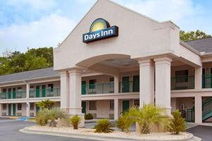 Days Inn Rincon Image