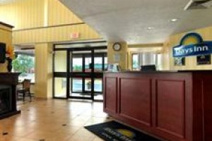 Days Inn Utica voted 5th best hotel in Utica 