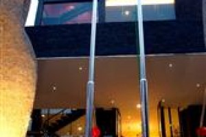 D'Batoe Boutique Hotel Image