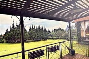 De Villa - Villa Istana Bunga Image