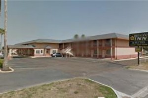 Deluxe Inn and Suites Weslaco Image