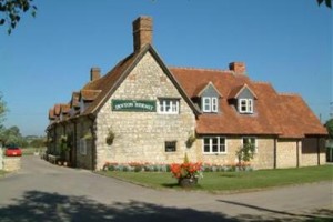 Dinton Hermit voted 5th best hotel in Aylesbury