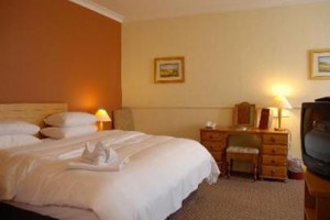 Dog and Partridge Hotel Bury St. Edmunds Image