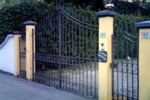 Domus Mantua Bed & Breakfast Image