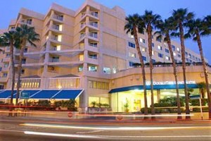 DoubleTree Suites by Hilton Santa Monica Image