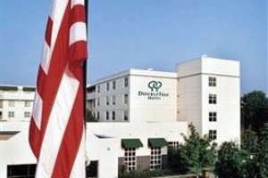 Doubletree Hotel Richmond Airport voted 3rd best hotel in Sandston