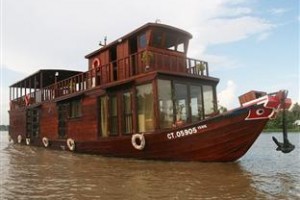 Dragon Eyes River Cruise Image