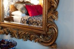 Drapers Hall Boutique Rooms Shrewsbury Image