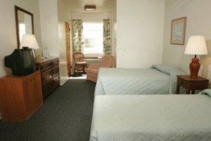 Driftwood Beach Inn Ormond Beach Image