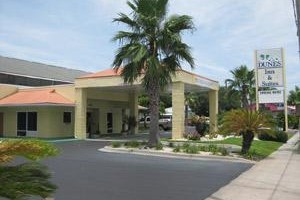 Dunes Inn & Suites Image