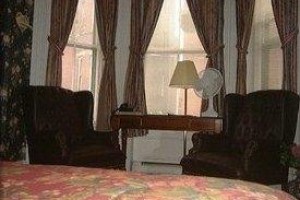 Earle of Leinster Inn Style Bed & Breakfast Image