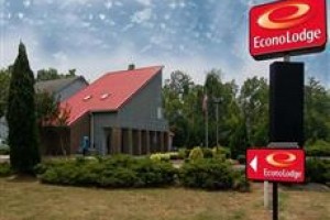 Econo Lodge Benns Church voted  best hotel in Carrollton 