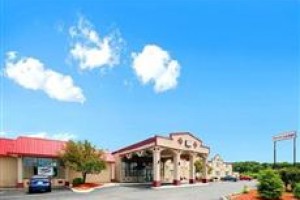 Econo Lodge Chicopee Image
