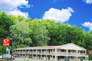 Econo Lodge Clairton voted  best hotel in Clairton