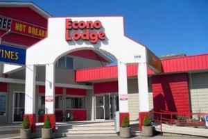 Econo Lodge Fort St. John Image