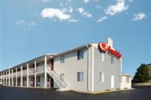 Econo Lodge Franklin (Ohio) voted 5th best hotel in Franklin 