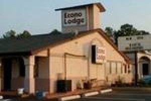 Econo Lodge Huntsville Image