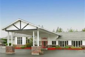 Econo Lodge Lakeshore Image