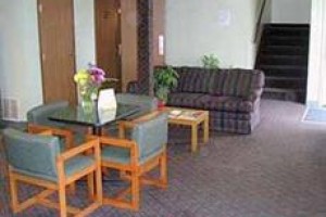 Econo Lodge Lansing Image