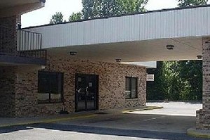 Smart Choice Lodging Paris Inn Image