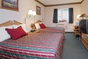 Econo Lodge West Springfield Image