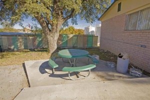 Economy Inn Sonora Image