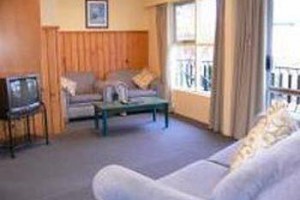 Edgewater Motel Te Anau Image