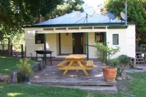 Elm Cottage Tumut voted 4th best hotel in Tumut