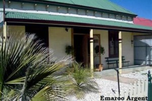Emaroo Oxide Cottage Broken Hill Image