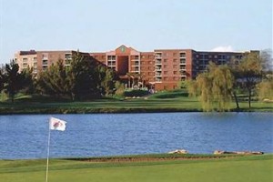 Embassy Suites Phoenix-Scottsdale Image