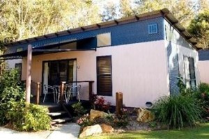 Emerald Beach Holiday Park Cabins Coffs Harbour Image