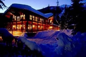 Emerald Lake Lodge Image