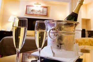 Emperador Hotel Madrid Image