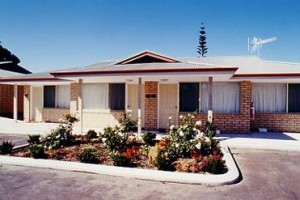 Emu Point Motel & Apartments Image