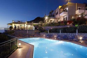 Erivolos Apartments Gazi Image