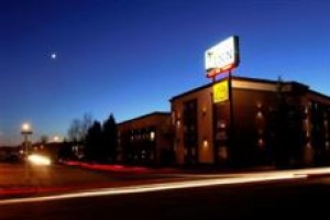 Esther's Inn voted 10th best hotel in Prince George