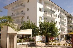 Apartamentos Europa Blanes voted 4th best hotel in Blanes