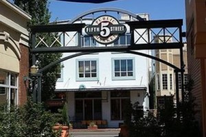 Executive Motel Eugene Image
