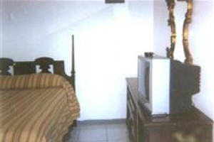 Executive Shaw Park Guesthouse Image
