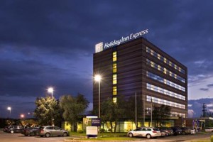 Holiday Inn Express Langhe Cherasco Image