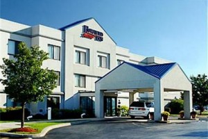 Fairfield Inn Rochester Airport Image