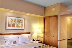 Fairfield Inn and Suites Burlington (Washington) voted 3rd best hotel in Burlington 