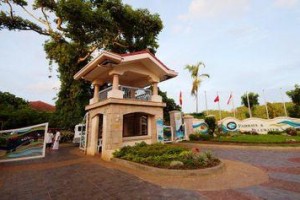 Fairways & Bluewater Resort Boracay Image