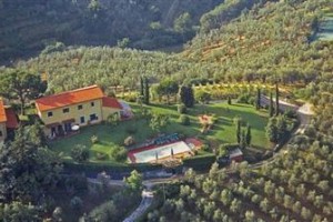 Fattoria Casa Italia Apartment Lamporecchio voted 7th best hotel in Lamporecchio