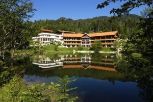 Feuriger Tatzlwurm Hotel Oberaudorf voted 8th best hotel in Oberaudorf