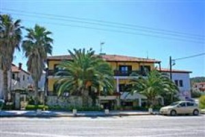 Finikas Apartments Image