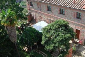 Fonte del Castagno voted 4th best hotel in Sinalunga