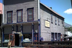 Forest Queen Hotel Image