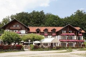 Forsthaus Am See Possenhofen Image