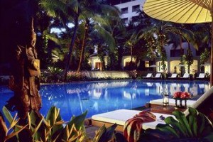 Four Seasons Hotel Bangkok Image